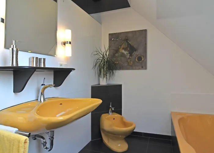 Modern In Near Forest Apartament